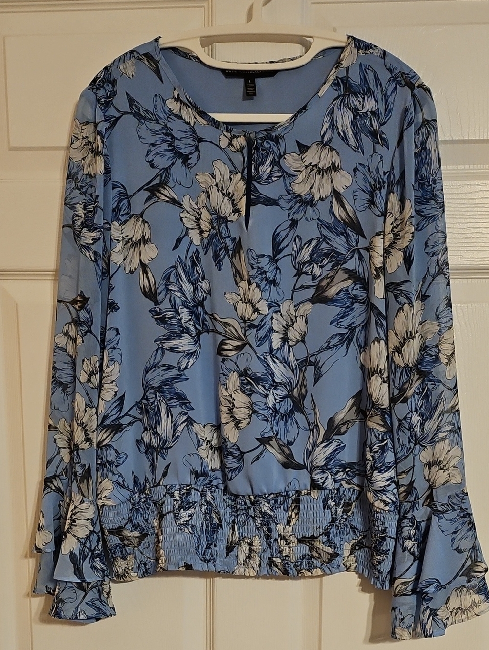 White House Black Market Light Blue Floral Blouse - Picture 1 of 11